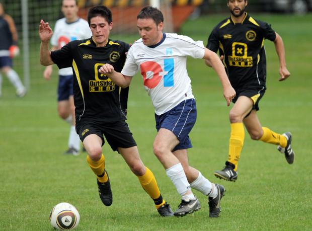 Photo Pascal Muller: GDJ et OI Europe, ici opposé, joueront tous les deux mardi soir contre Beaulieu et Ifchor
