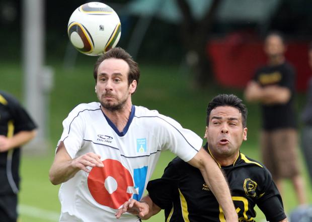 Photo Pascal Muller: O-I Europe, ici lors d'un match contre Derby Lausanne (29 juin 2010), aura son mot à dire pour le titre du groupe F