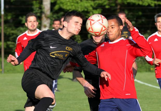 Photo Pascal Muller: Action lors du match entre le CSPL et Philip Morris