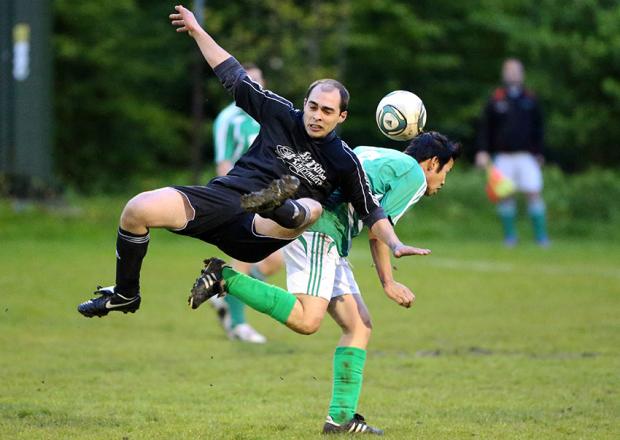 Photo d'archive Pascal Muller: Le Bar des Boucaniers (en noir) a perdu le match qu'il ne fallait pas